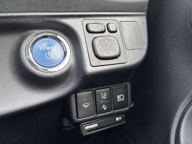 トヨタ アクア １．５ Ｘ－ＵＲＢＡＮ H28年 (東北) 99