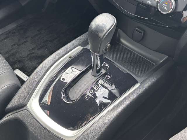 日産 エクストレイル ２．０ ２０Ｘ エマージェンシーブレーキパッケージ ２列車 ４ＷＤ H26年 (東北) 99