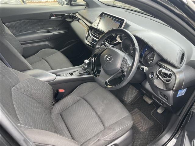 トヨタ Ｃ−ＨＲ １．２ Ｓ－Ｔ ４ＷＤ H28年 (東北) 99