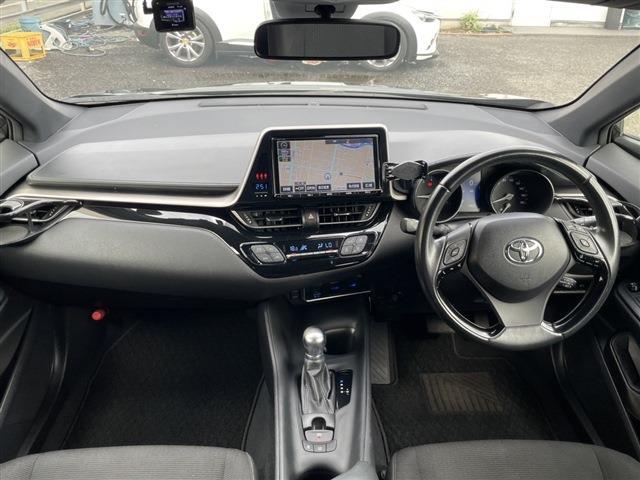 トヨタ Ｃ−ＨＲ １．２ Ｓ－Ｔ ４ＷＤ H28年 (東北) 99