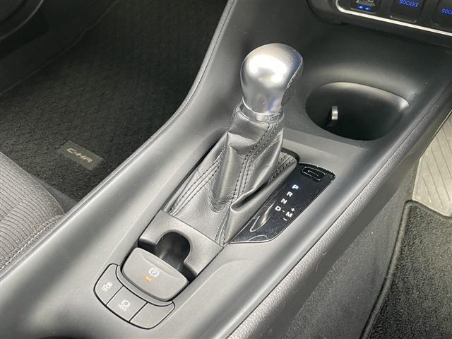 トヨタ Ｃ−ＨＲ １．２ Ｓ－Ｔ ４ＷＤ H28年 (東北) 99