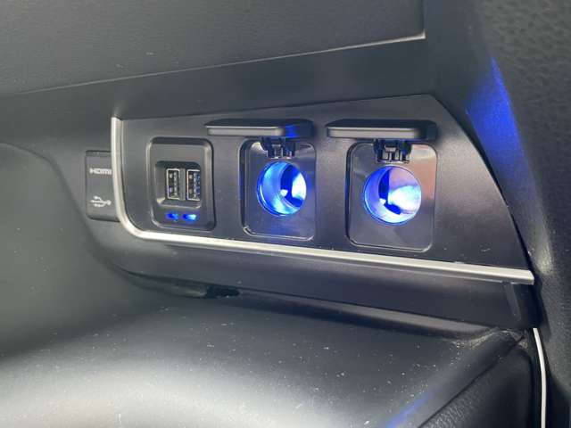 トヨタ Ｃ−ＨＲ １．２ Ｓ－Ｔ ４ＷＤ H28年 (東北) 99