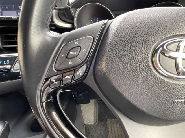 トヨタ Ｃ−ＨＲ １．２ Ｓ－Ｔ ４ＷＤ H28年 (東北) 99