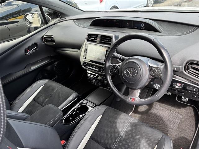 トヨタ プリウスＰＨＶ １．８ Ｓ ＧＲ スポーツ R4年 (東北) 99