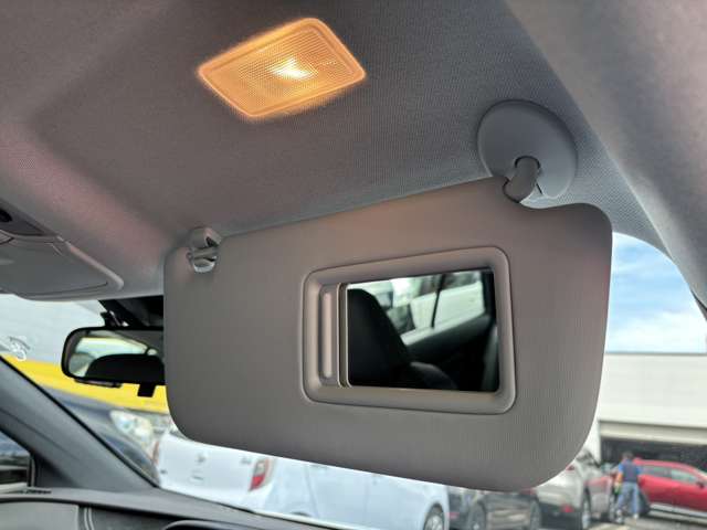 トヨタ プリウスＰＨＶ １．８ Ｓ ＧＲ スポーツ R4年 (東北) 99