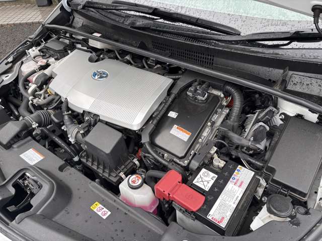 トヨタ プリウスＰＨＶ １．８ Ｓ ＧＲ スポーツ R4年 (東北) 99