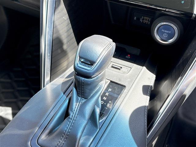 トヨタ ハリアー　ハイブリッド ２．５ ハイブリッド Ｅ－ＦＯＵＲ Ｚ レザーパッケージ ４ＷＤ R2年 (東北) 99