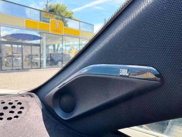 トヨタ ハリアー　ハイブリッド ２．５ ハイブリッド Ｅ－ＦＯＵＲ Ｚ レザーパッケージ ４ＷＤ R2年 (東北) 99