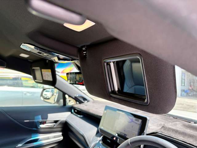 トヨタ ハリアー　ハイブリッド ２．５ ハイブリッド Ｅ－ＦＯＵＲ Ｚ レザーパッケージ ４ＷＤ R2年 (東北) 99