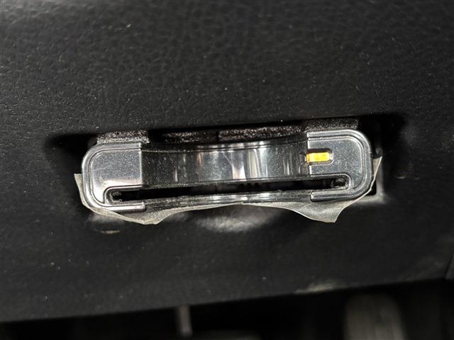 トヨタ Ｃ−ＨＲ １．２ Ｇ－Ｔ ４ＷＤ H29年 (東北) 99