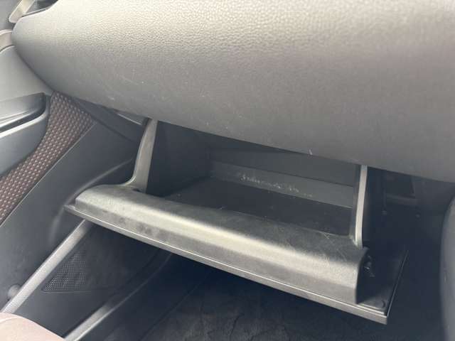 トヨタ Ｃ−ＨＲ １．２ Ｇ－Ｔ ４ＷＤ H29年 (東北) 99