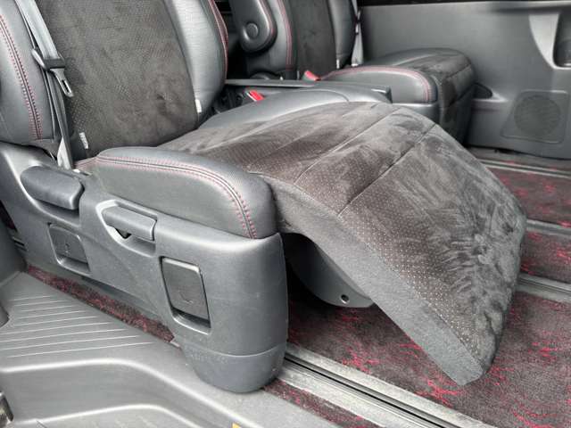 トヨタ ヴェルファイア ２．４ Ｚ ゴールデンアイズ ４ＷＤ H24年 (東北) 99