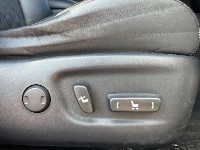 トヨタ ハリアー　ハイブリッド ２．５ ハイブリッド Ｅ－ＦＯＵＲ エレガンス ４ＷＤ H27年 (東北) 99