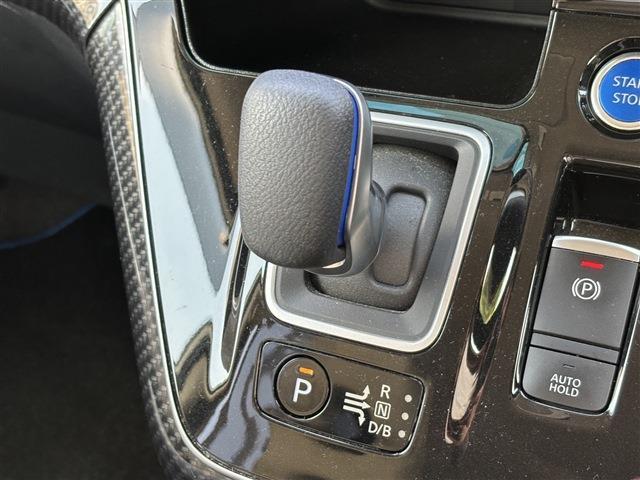 日産 セレナ １．２ Ｅ－ＰＯＷＥＲ ハイウェイスター Ｖ R3年 (東北) 99