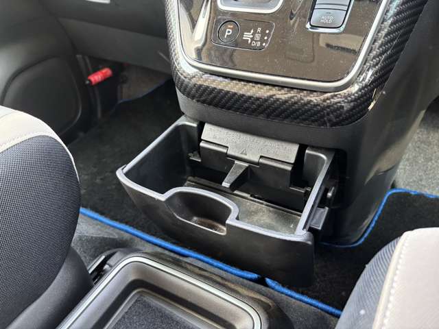 日産 セレナ １．２ Ｅ－ＰＯＷＥＲ ハイウェイスター Ｖ R3年 (東北) 99