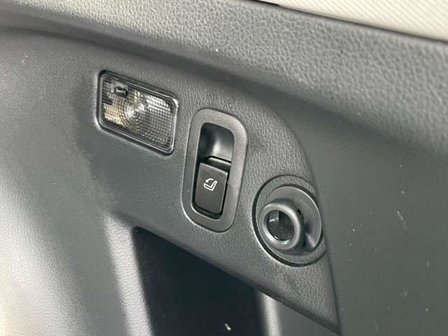 スバル フォレスター ２．０ エックスブレイク ４ＷＤ H28年 (東北) 99