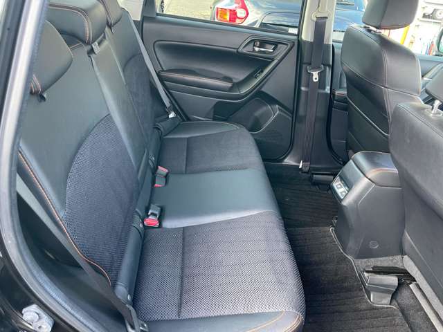 スバル フォレスター ２．０ エックスブレイク ４ＷＤ H28年 (東北) 99