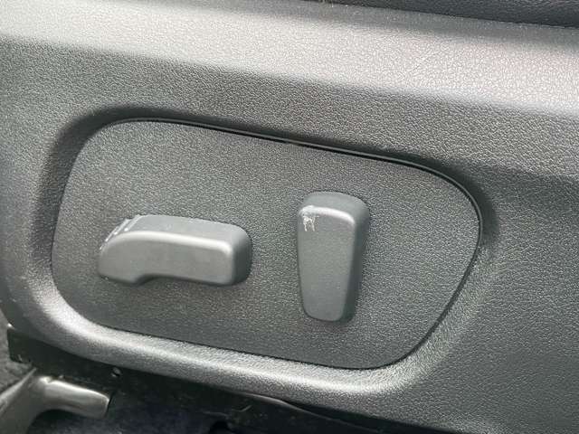 スバル フォレスター ２．０ エックスブレイク ４ＷＤ H28年 (東北) 99