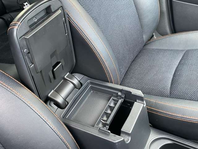 スバル フォレスター ２．０ エックスブレイク ４ＷＤ H28年 (東北) 99