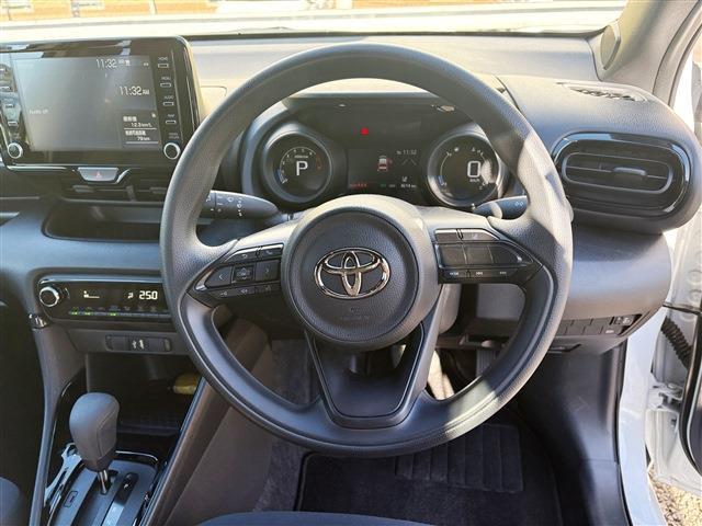 トヨタ ヤリス １．０ Ｇ R4年 (東北) 99