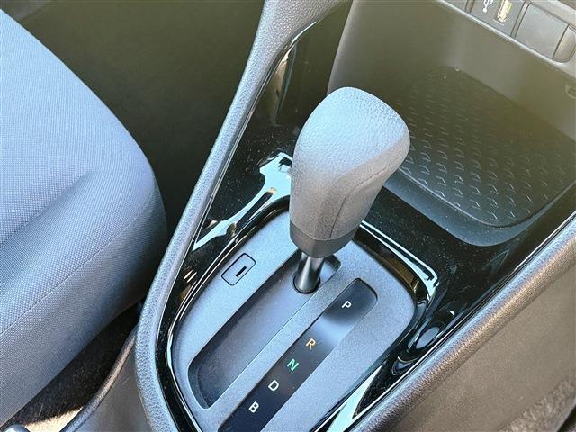 トヨタ ヤリス １．０ Ｇ R4年 (東北) 99