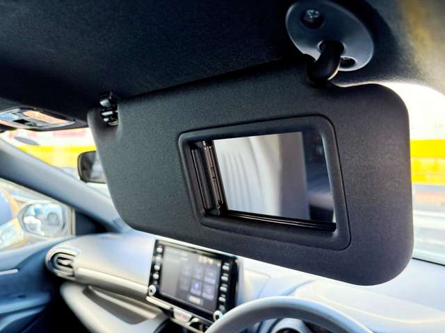 トヨタ ヤリス １．０ Ｇ R4年 (東北) 99