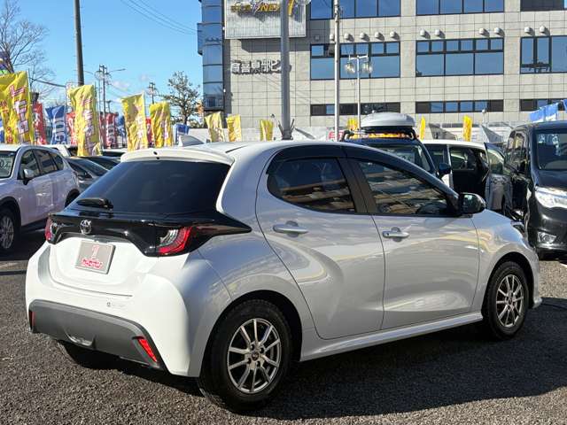 トヨタ ヤリス １．０ Ｇ R4年 (東北) 99