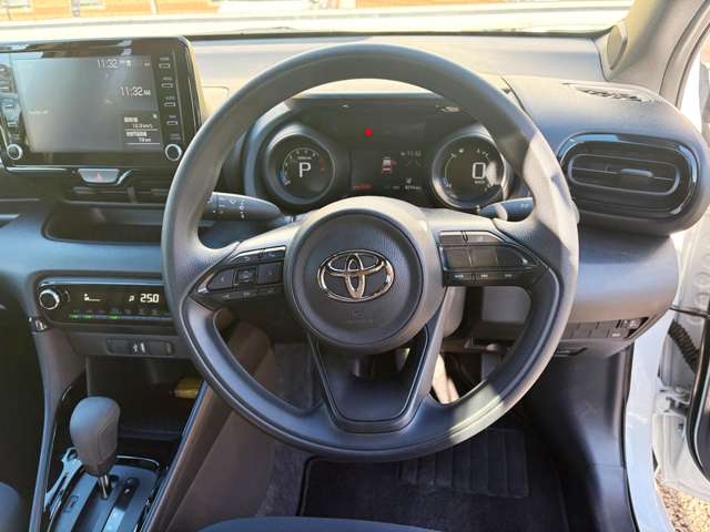 トヨタ ヤリス １．０ Ｇ R4年 (東北) 99