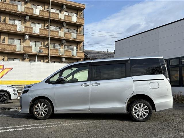 トヨタ ヴォクシー ２．０ Ｘ ４ＷＤ H26年 (東北) 99