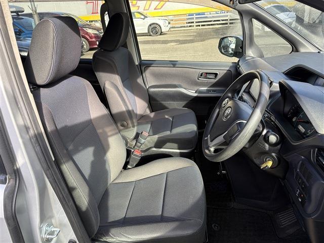 トヨタ ヴォクシー ２．０ Ｘ ４ＷＤ H26年 (東北) 99