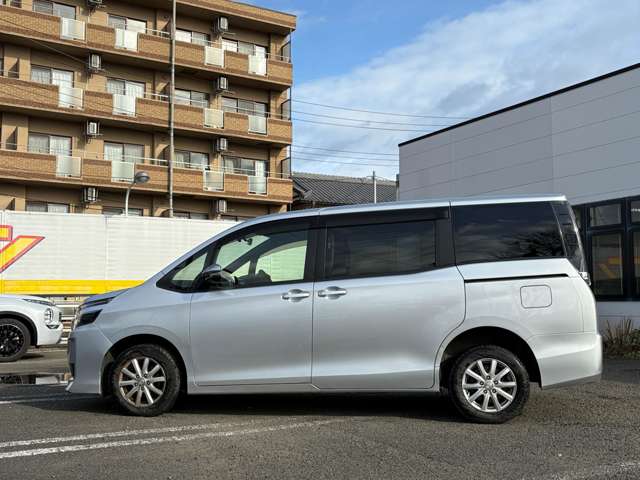 トヨタ ヴォクシー ２．０ Ｘ ４ＷＤ H26年 (東北) 99