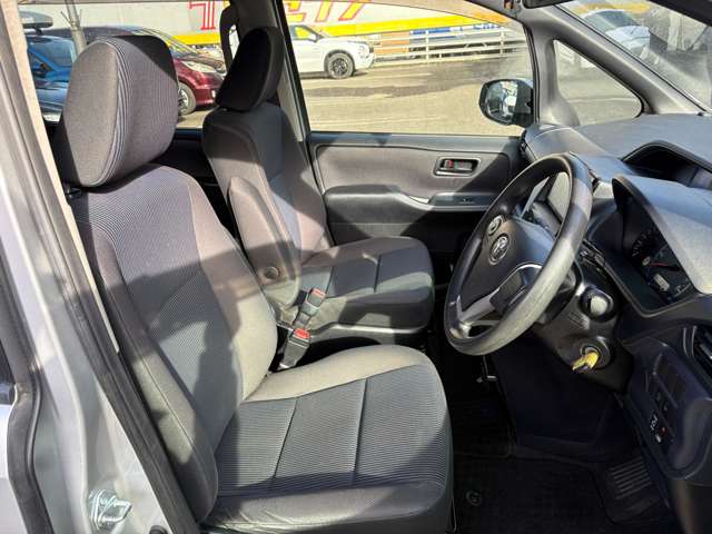 トヨタ ヴォクシー ２．０ Ｘ ４ＷＤ H26年 (東北) 99