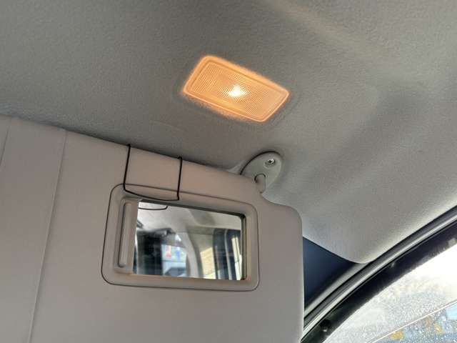 トヨタ ヴォクシー ２．０ Ｘ ４ＷＤ H26年 (東北) 99