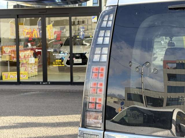 トヨタ ヴォクシー ２．０ Ｘ ４ＷＤ H26年 (東北) 99