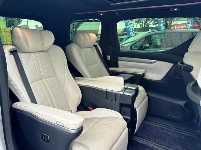 トヨタ ヴェルファイア ３．５ エグゼクティブラウンジ Ｚ H30年 (東北) 99