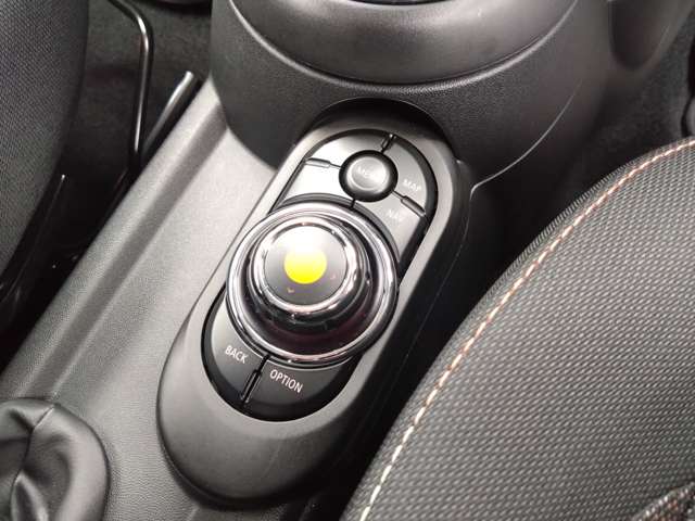 ミニ ミニ クーパーＤ ５ドア ＤＣＴ R3年 (東北) 99