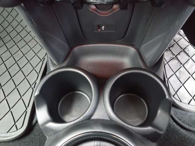 ミニ ミニ クーパーＤ ５ドア ＤＣＴ R3年 (東北) 99