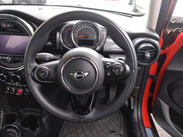 ミニ ミニ クーパーＤ ５ドア ＤＣＴ R3年 (東北) 99