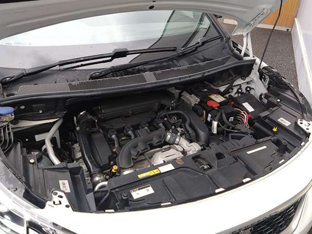 プジョー ３００８ ＧＴライン H29年 (東北) 99