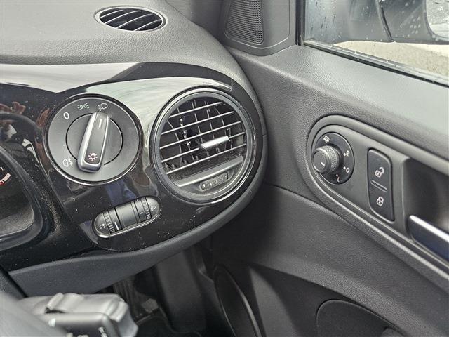 フォルクスワーゲン ザ　ビートル ベース H27年 (東北) 99