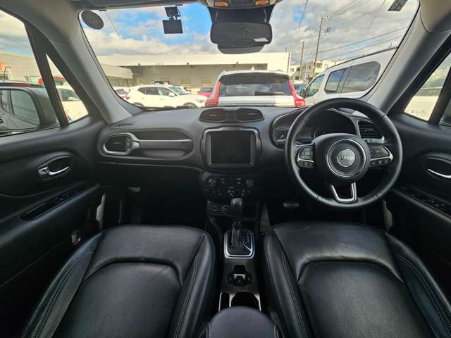 ジープ レネゲード リミテッド R3年 (東北) 99