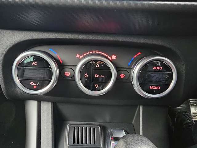 アルファロメオ ジュリエッタ ヴェローチェ　１７５０　ＴＢＩ R1年 (東北) 99