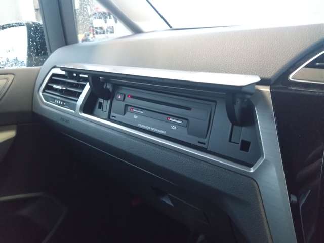 フォルクスワーゲン ゴルフトゥーラン ＴＤＩ コンフォートライン ディーゼルターボ H30年 (東北) 99