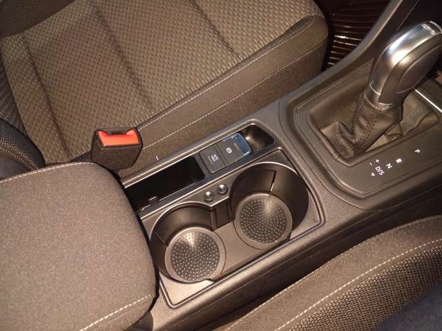 フォルクスワーゲン ゴルフトゥーラン ＴＤＩ コンフォートライン ディーゼルターボ H30年 (東北) 99