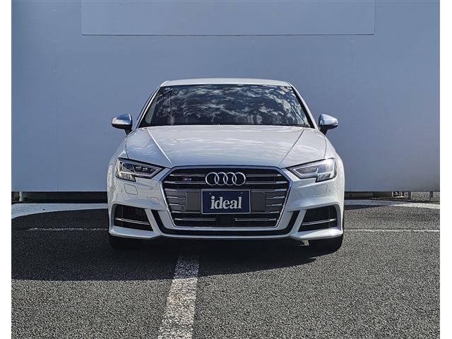 アウディ Ｓ３　スポーツバック ２．０ ４ＷＤ H30年 (東北) 99