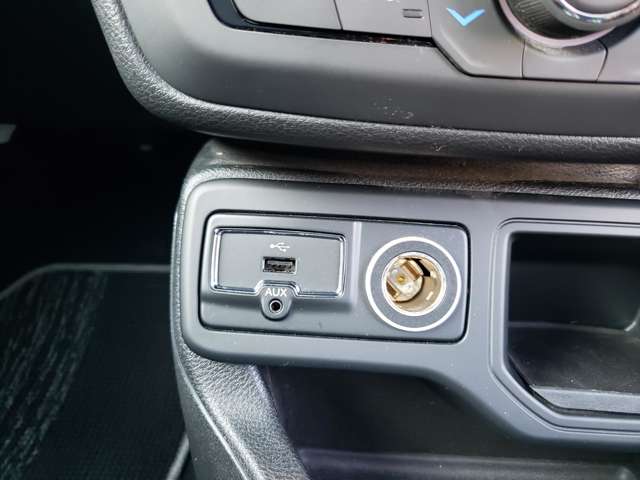 ジープ レネゲード リミテッド R3年 (東北) 99