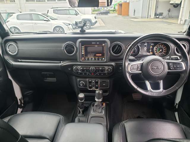 ジープ ラングラー　アンリミテッド アンリミテッド サハラ ３．６Ｌ ４ＷＤ R2年 (東北) 99