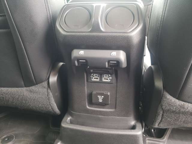 ジープ ラングラー　アンリミテッド アンリミテッド サハラ ３．６Ｌ ４ＷＤ R2年 (東北) 99