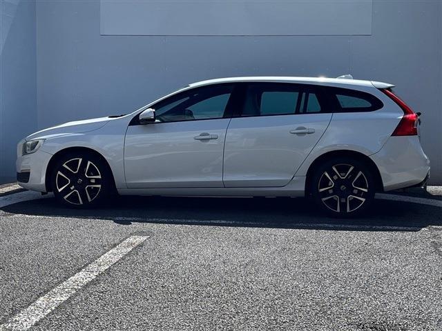 ボルボ Ｖ６０ Ｄ４ ダイナミック エディション ディーゼルターボ H28年 (東北) 99