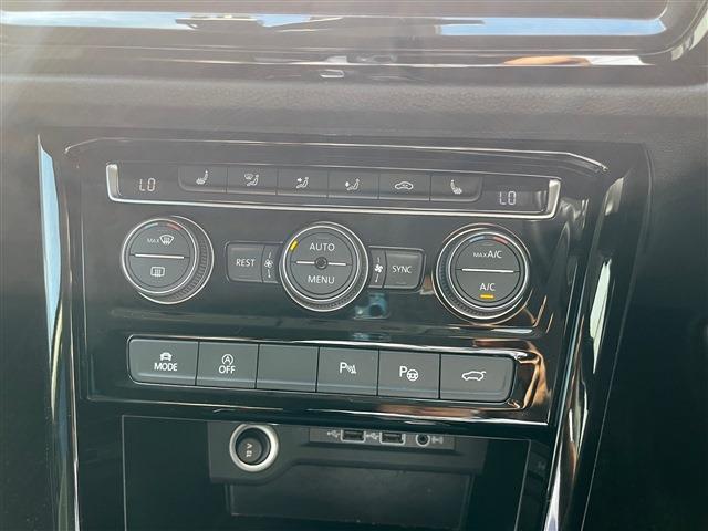 フォルクスワーゲン ゴルフトゥーラン ＴＤＩ ハイライン ディーゼルターボ H30年 (東北) 99